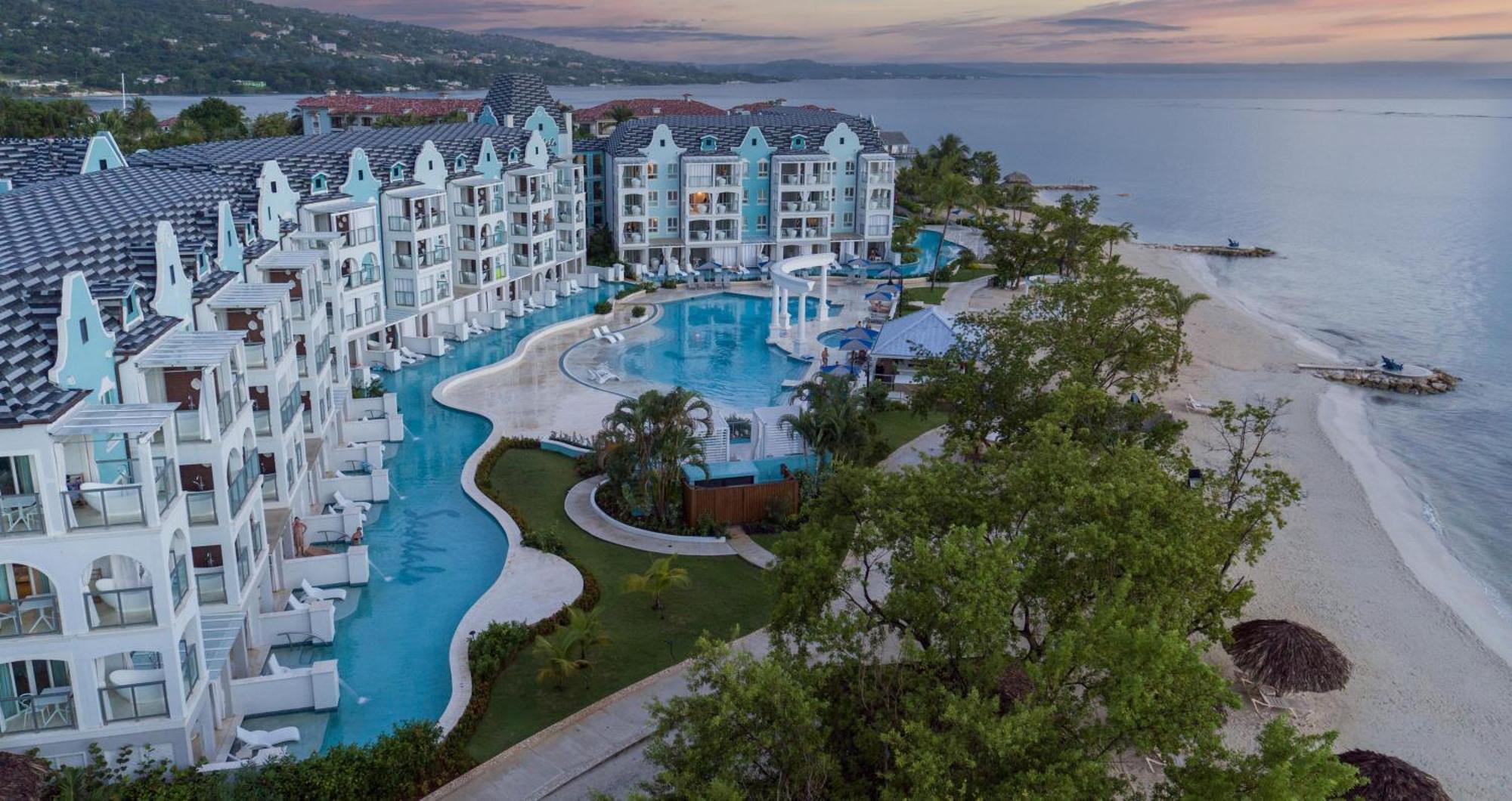 Sandals South Coast All Inclusive - Couples Only (Adults Only) Savanna-la-Mar 外观 照片